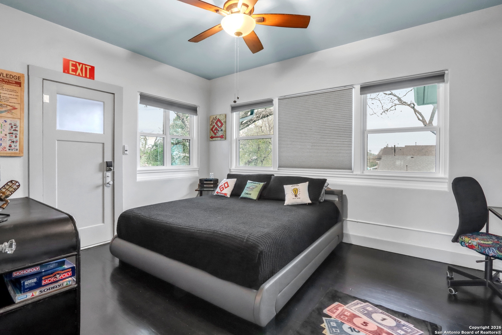 503 South Austin Street Seguin, TX 78155 - Photo 37 of 40 a bedroom with a large bed and window