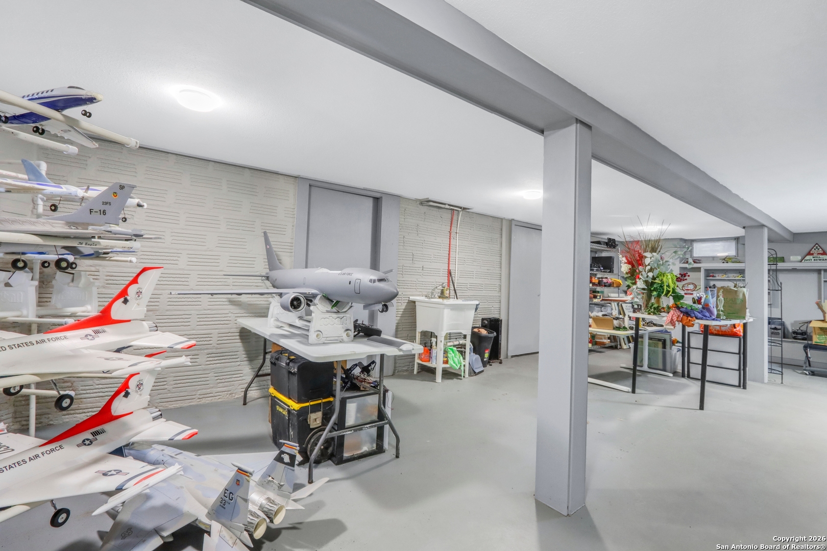 503 South Austin Street Seguin, TX 78155 - Photo 40 of 40 a workspace with furniture and bicycles