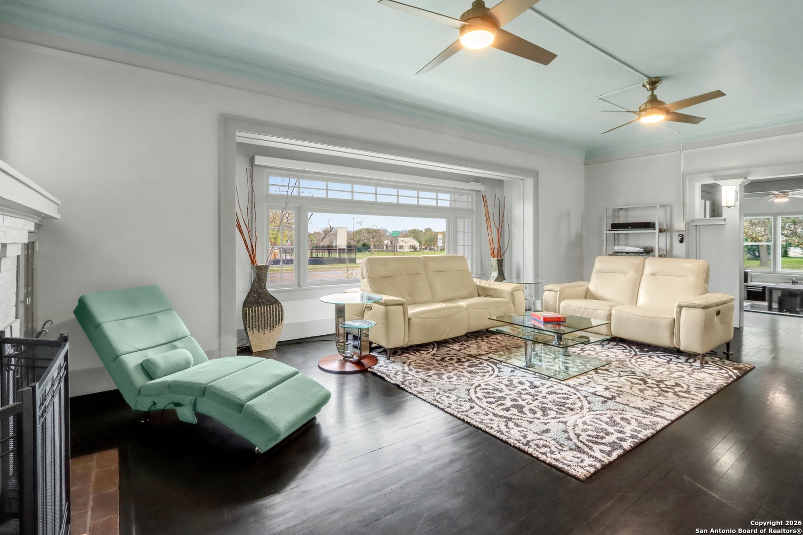 503 South Austin Street Seguin, TX 78155 - Photo 10 of 40 a living room with furniture and a table