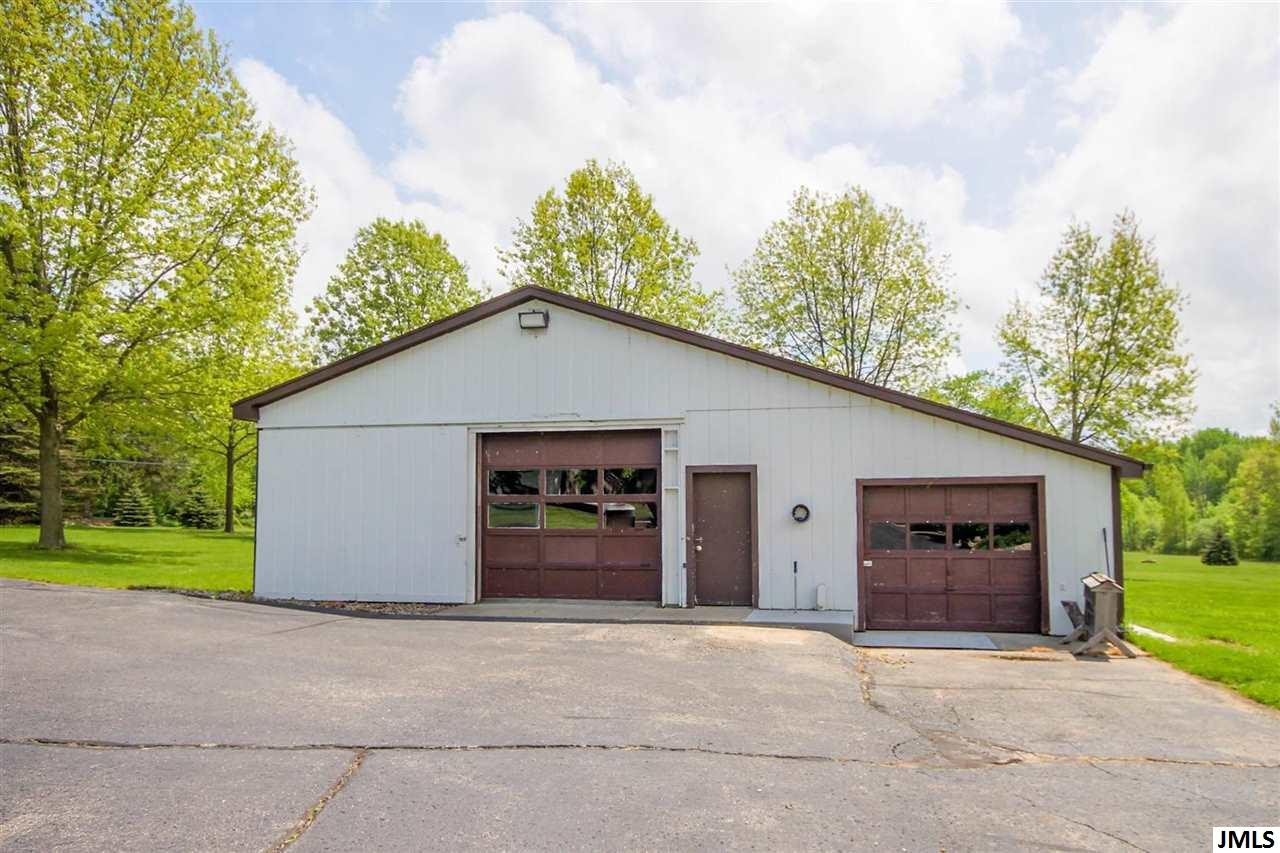 626 O'Brien Road Jackson, MI 49201 - Photo 3 of 36 Photo 3