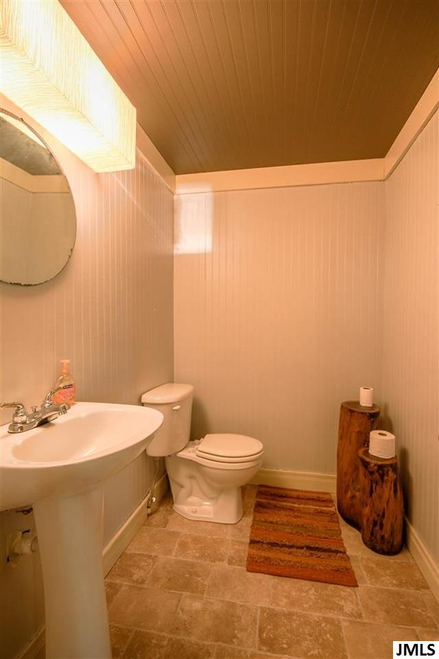 626 O'Brien Road Jackson, MI 49201 - Photo 34 of 36 Photo 34