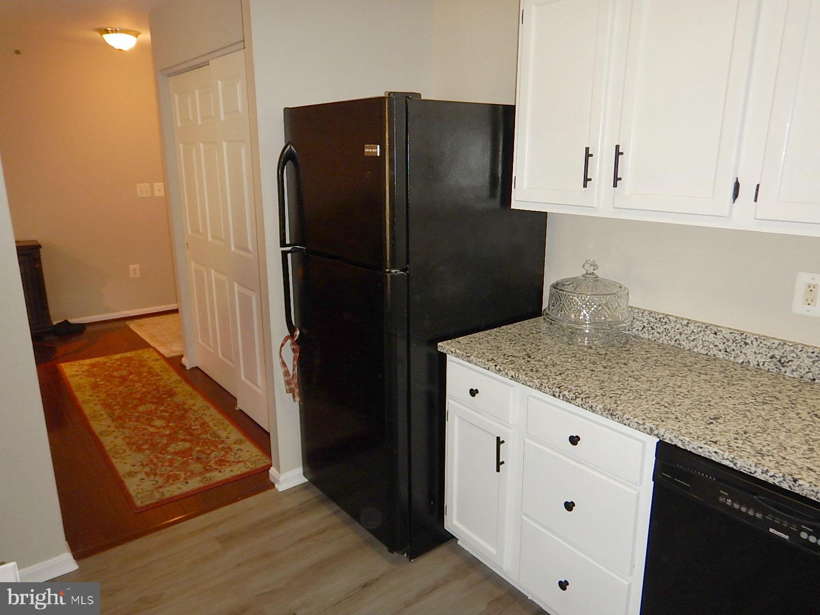 4106 Chardel Road, Unit 3F Nottingham, MD 21236 - Photo 4 of 25 Kitchen view toward the front door entrance