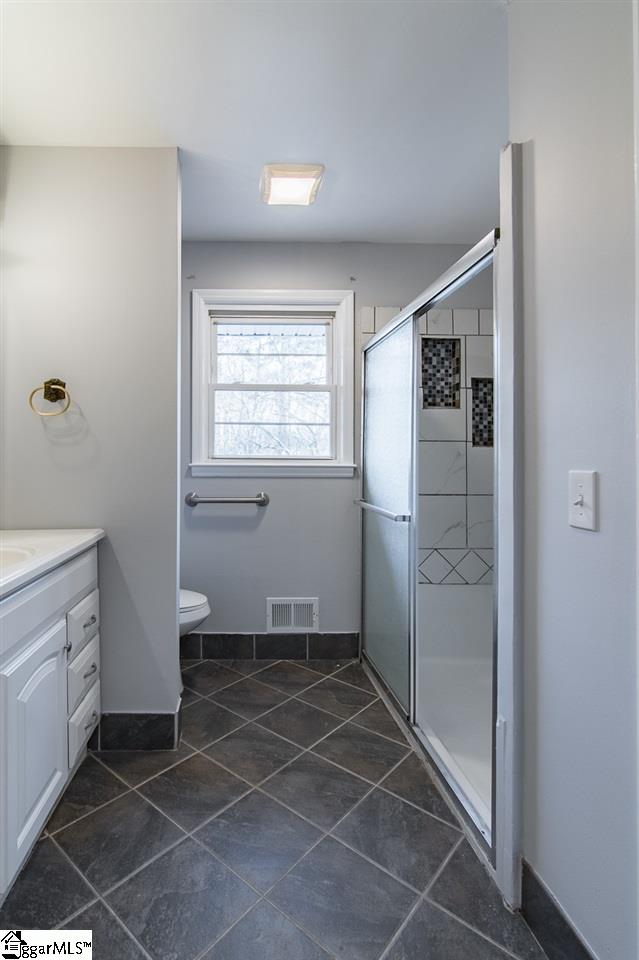 103 New Perry Road Greenville, SC 29617 - Photo 14 of 32 Gallery Image 14