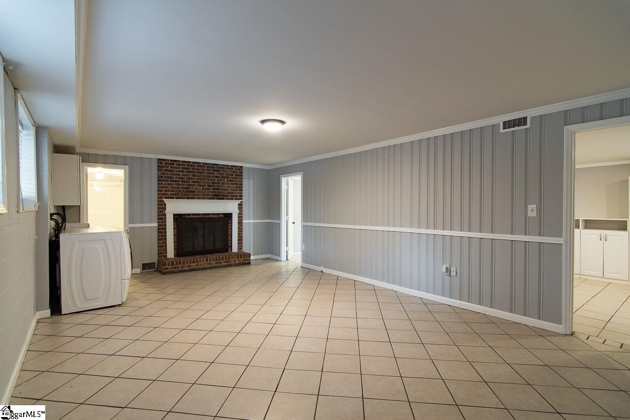 103 New Perry Road Greenville, SC 29617 - Photo 17 of 32 Gallery Image 17