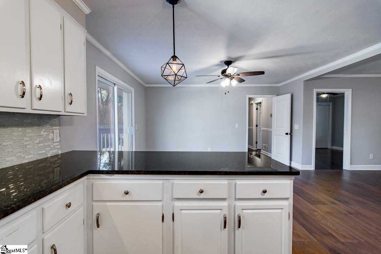 103 New Perry Road Greenville, SC 29617 - Photo 8 of 32 Gallery Image 8