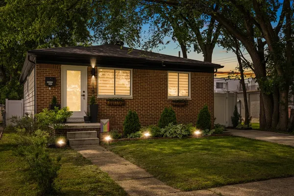 $174,900 | 5836 Hipp Street, Taylor, MI 48180