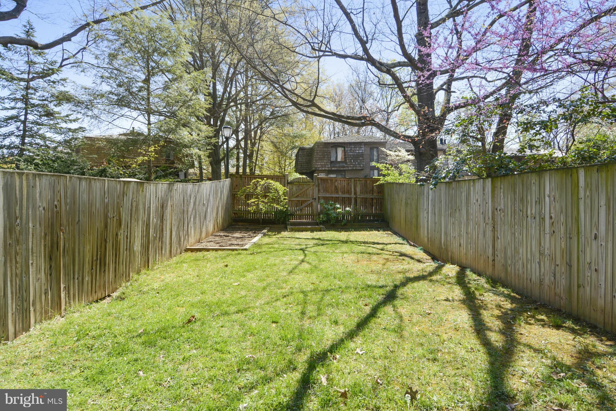 8192 Inverness Ridge Road Potomac, MD 20854 - Photo 14 of 28 Exterior (Rear)