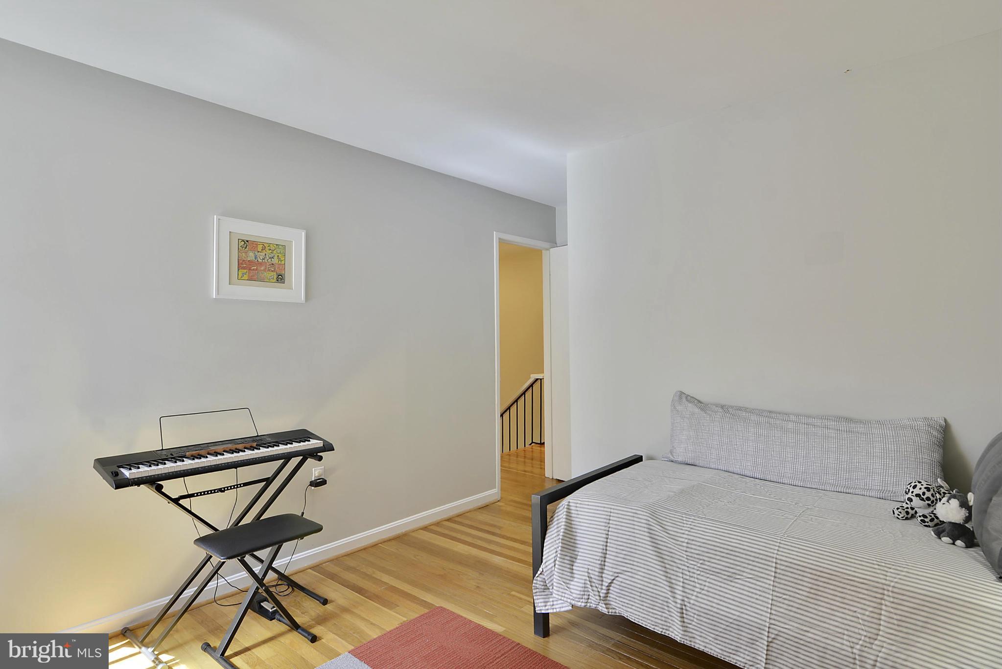 8192 Inverness Ridge Road Potomac, MD 20854 - Photo 22 of 28 Bedroom