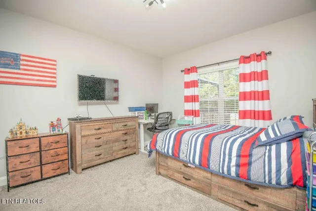 $655,000 | 138 Lakeside Drive, Kingston, TN 37763