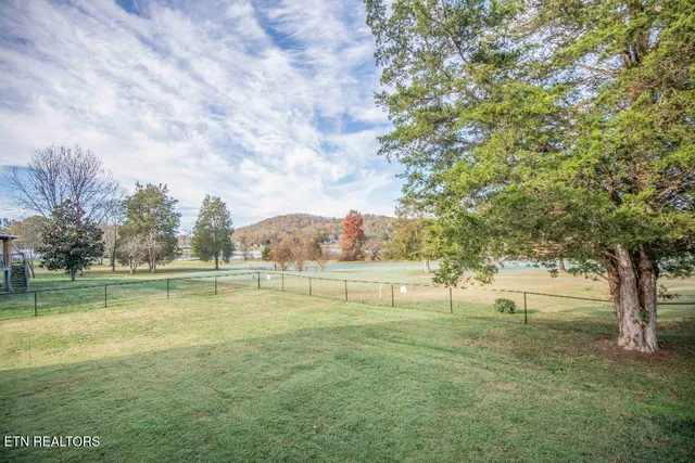 $655,000 | 138 Lakeside Drive, Kingston, TN 37763