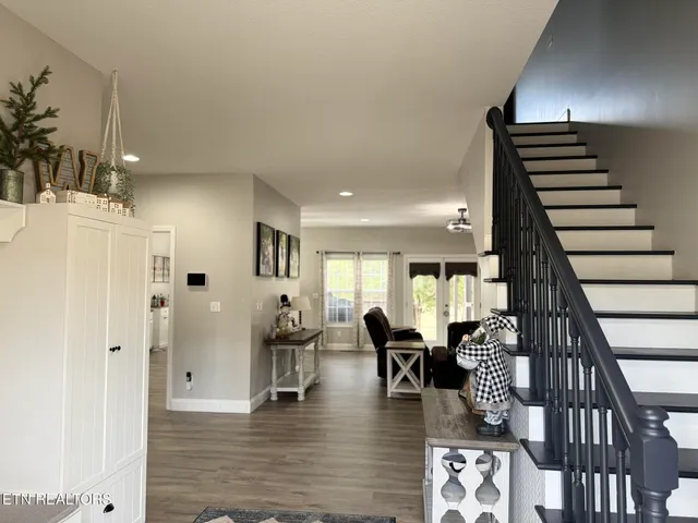 $655,000 | 138 Lakeside Drive, Kingston, TN 37763