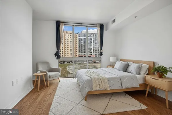 $599,000 | 1000 New Jersey Avenue Southeast, Unit 514, Washington, DC 20003