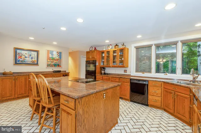 $5,500 | 8 Jenny Lane, Pikesville, MD 21208