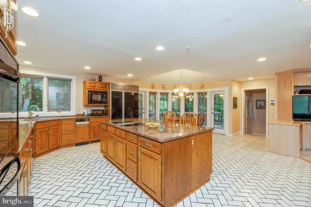 $5,500 | 8 Jenny Lane, Pikesville, MD 21208