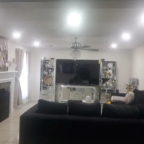 $299,999 | 18058 Berry Branch Drive, Houston, TX 77084