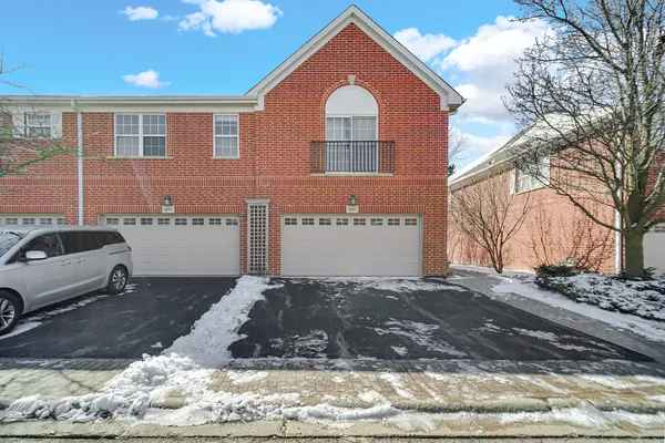 $429,000 | 947 Kensington Drive, Unit 7E3, Northbrook, IL 60062