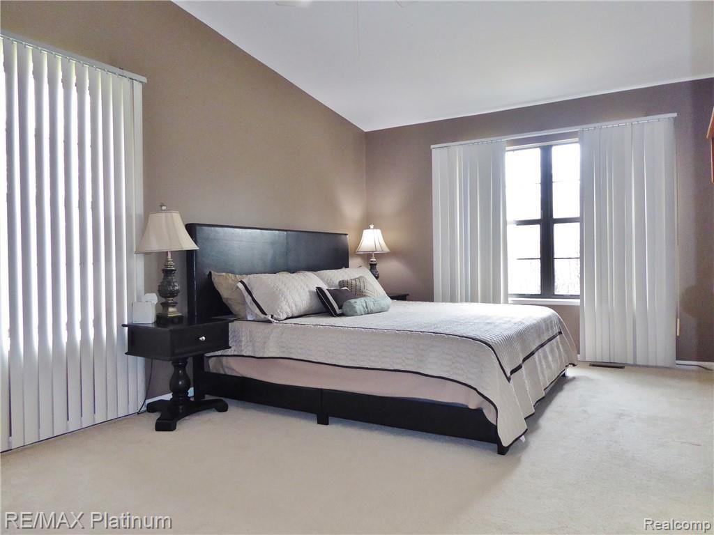 7239 Westchester Road West Bloomfield, MI 48322 - Photo 13 of 20 Master Suite