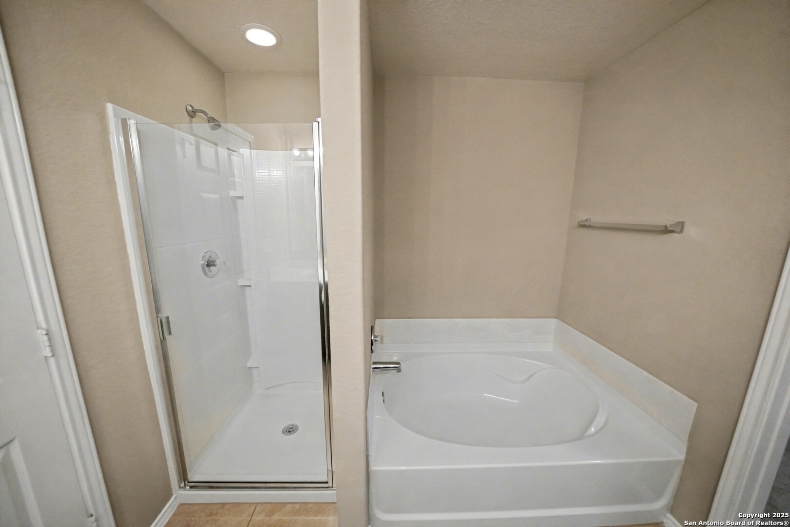 478 Walnut Crest Schertz, TX 78154 - Photo 27 of 47 a white bath tub sitting in a bathroom