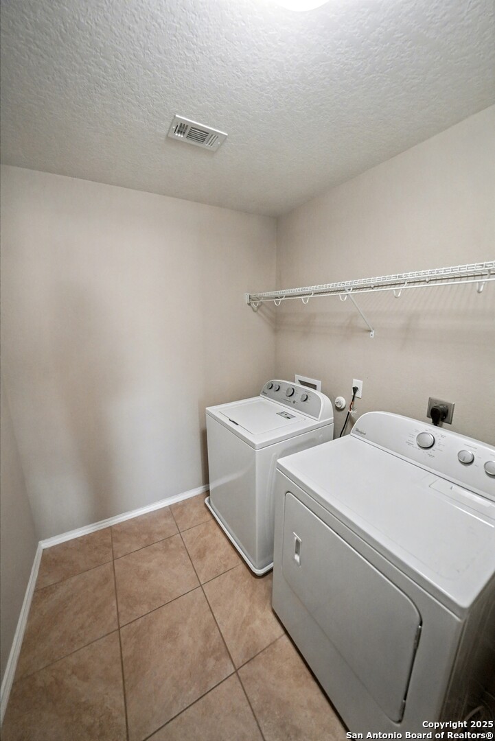 478 Walnut Crest Schertz, TX 78154 - Photo 39 of 47 a utility room with dryer and washer