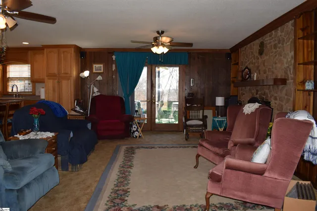 $575,000 | 228 Wildwood Lane, Columbus, NC 28722