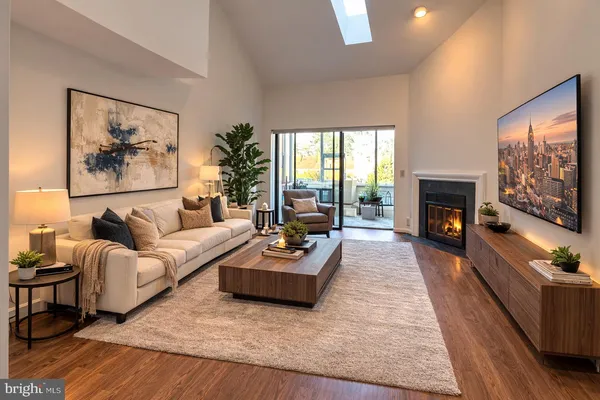 $3,795 | 1020 North Stafford Street, Unit 406, Arlington, VA 22203