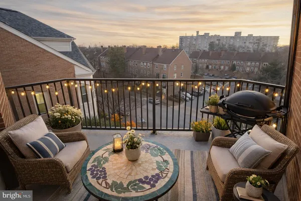 $3,795 | 1020 North Stafford Street, Unit 406, Arlington, VA 22203