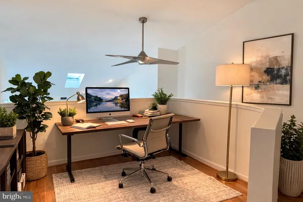 $3,795 | 1020 North Stafford Street, Unit 406, Arlington, VA 22203