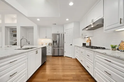 $1,175,000 | 5402 Shoalwood Avenue, Austin, TX 78756