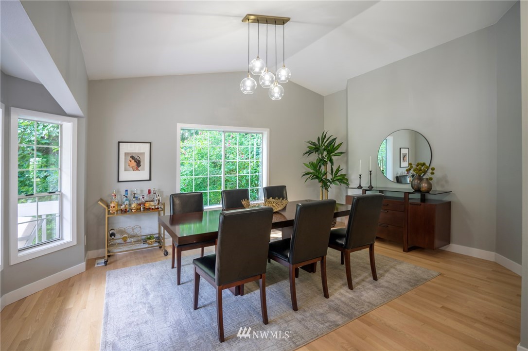 14815 104th Avenue Northeast Bothell, WA 98011 - Photo 2 of 24 Gallery Image 2