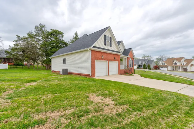 $367,400 | 200 Hunting Ridge Circle, Rock Spring, GA 30739