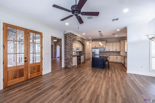 $499,000 | 121 Gentle Oak Boulevard, Schriever, LA 70395