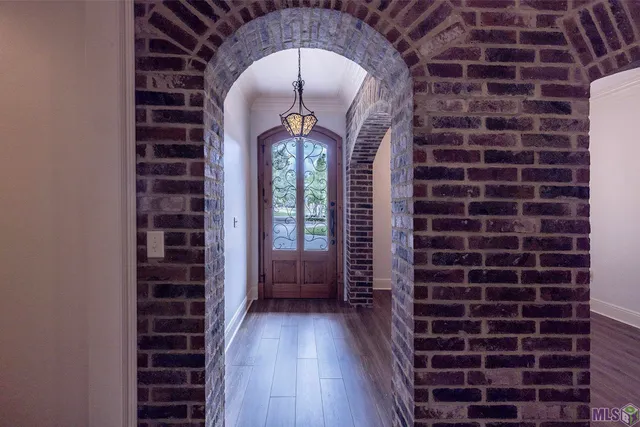 $499,000 | 121 Gentle Oak Boulevard, Schriever, LA 70395