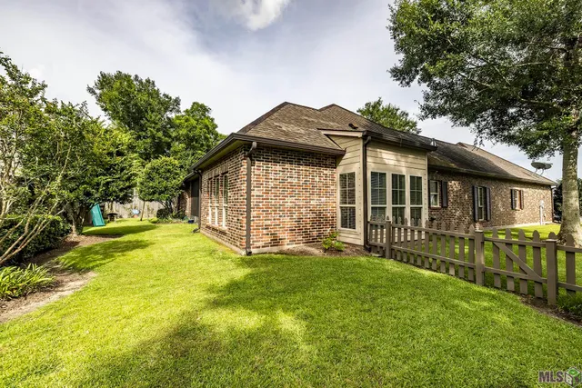 $499,000 | 121 Gentle Oak Boulevard, Schriever, LA 70395