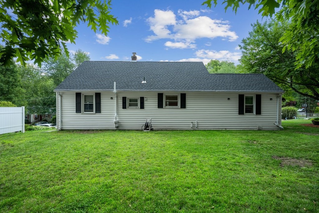 8 Sherwood Road Auburn, MA 01501 - Photo 19 of 21