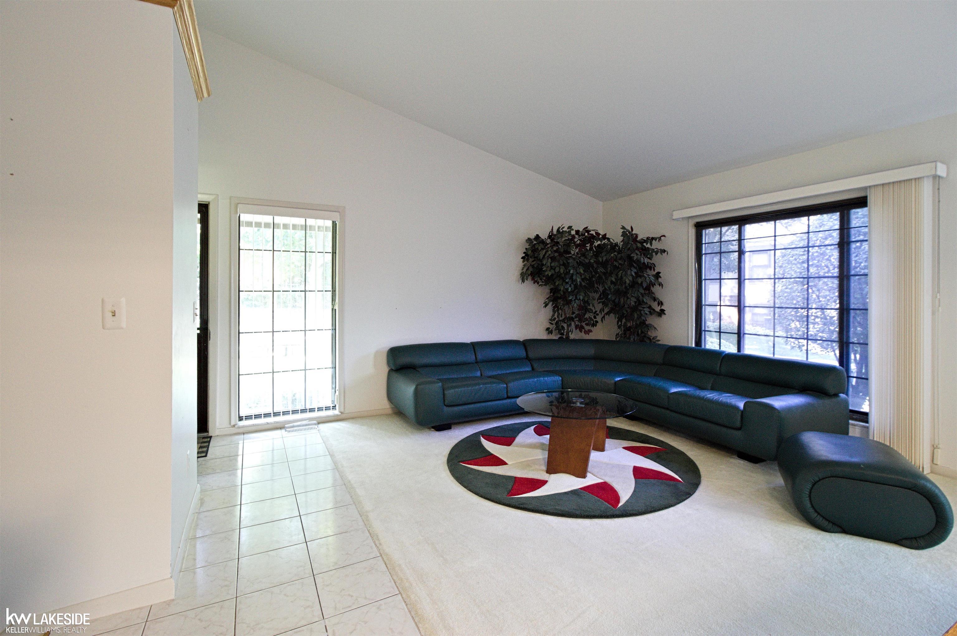 889 Lafayette Court Rochester Hills, MI 48307 - Photo 9 of 27