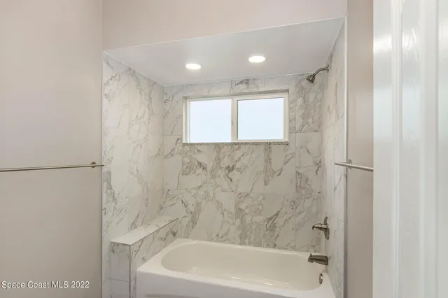 $2,000 | 382 Cypress Point Drive, Melbourne, FL 32940