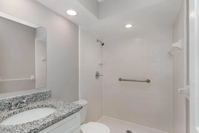 $2,000 | 382 Cypress Point Drive, Melbourne, FL 32940