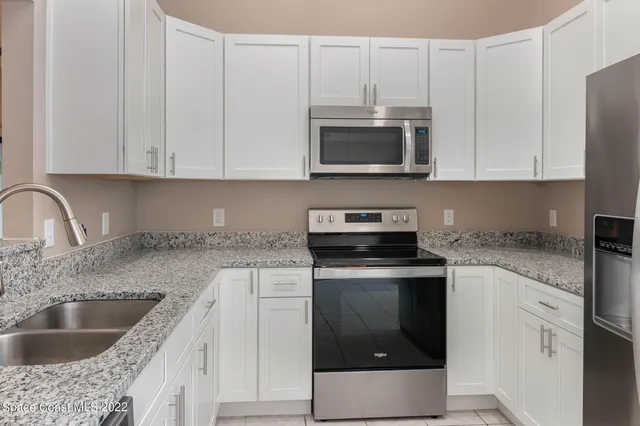 $2,000 | 382 Cypress Point Drive, Melbourne, FL 32940