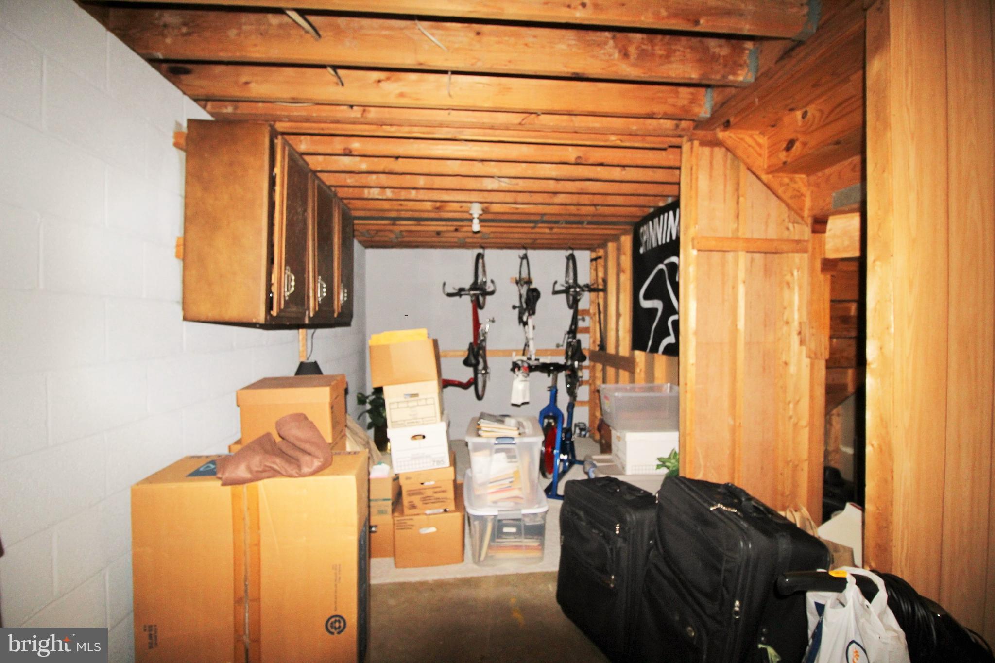 10425 Sweepstakes Road Damascus, MD 20872 - Photo 22 of 30 All this and storage too!