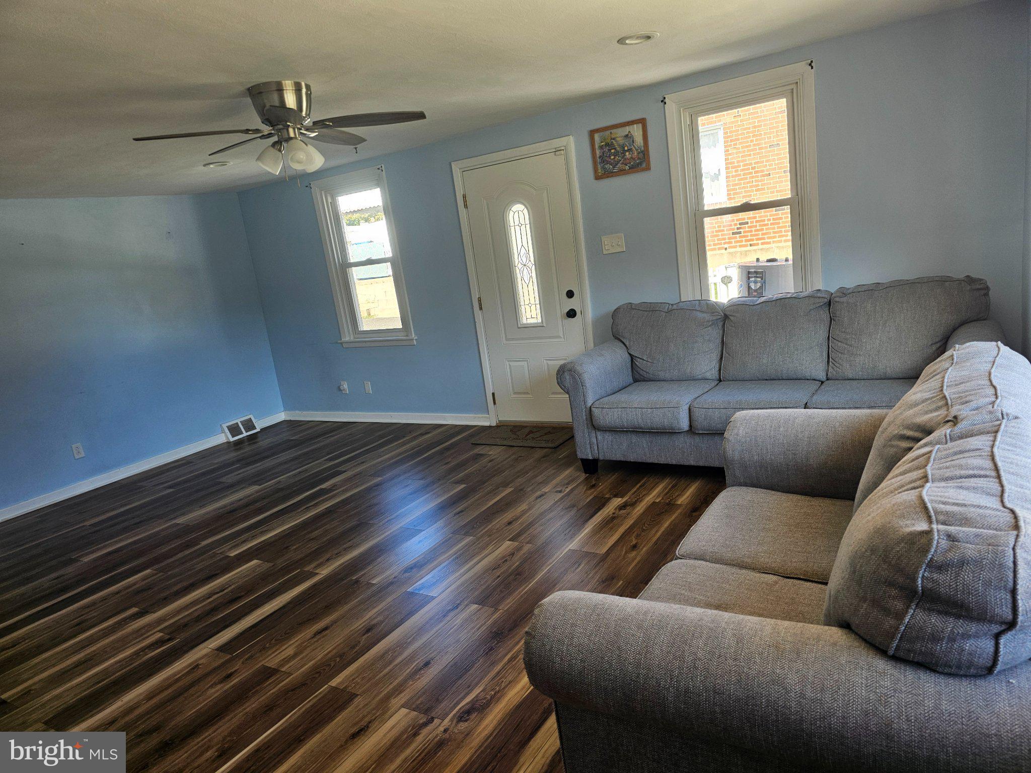 804 Marchman Road Philadelphia, PA 19115 - Photo 14 of 43 Gallery Image 14