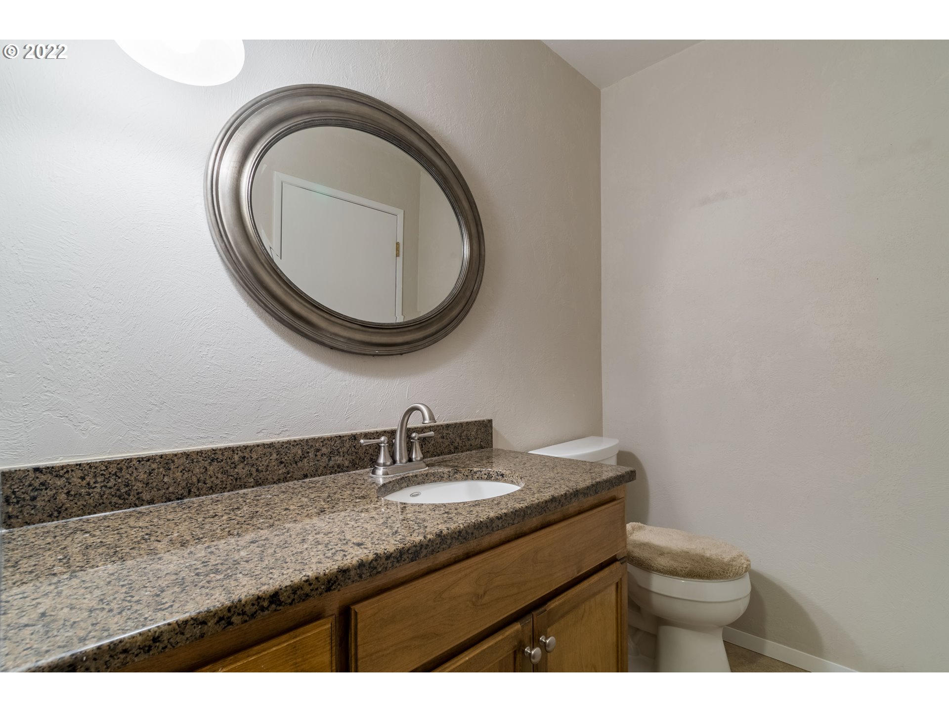2201 Ridgeway Drive Eugene, OR 97401 - Photo 19 of 32 Bedroom, Primary