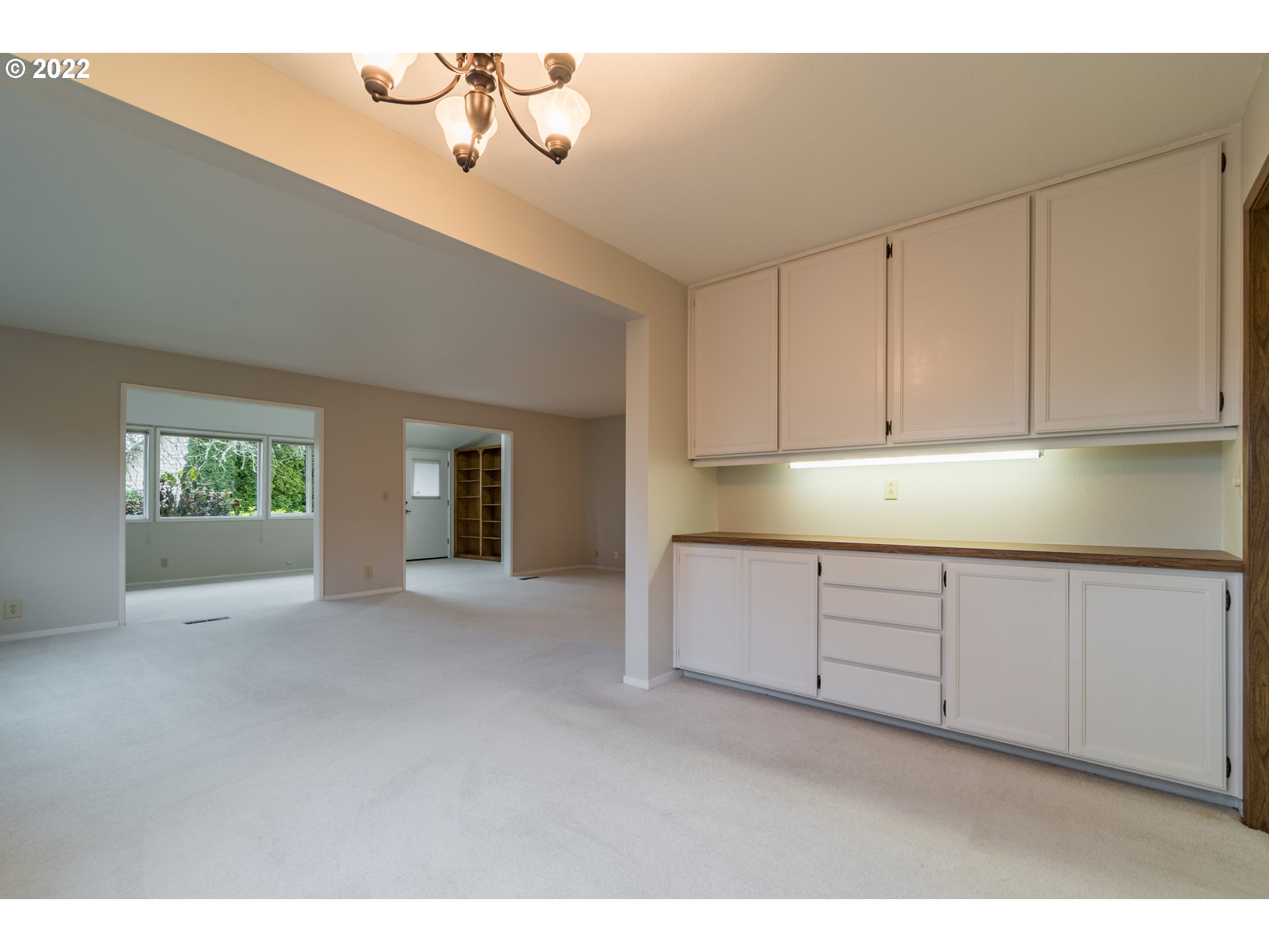 2201 Ridgeway Drive Eugene, OR 97401 - Photo 10 of 32 Dining Room