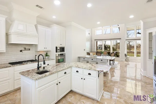 $899,000 | 15185 Lalonde Lane, Gonzales, LA 70737