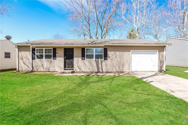 $1,365 | 1810 North Vista Street, Independence, MO 64058