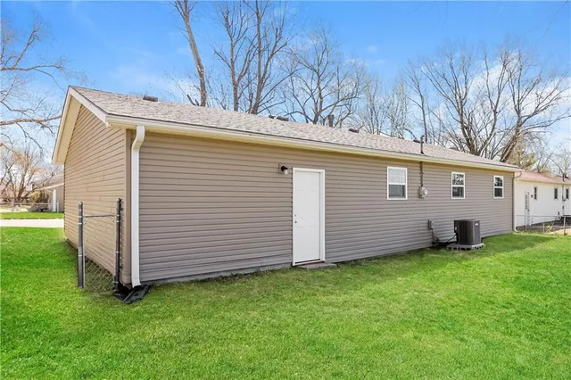 $1,365 | 1810 North Vista Street, Independence, MO 64058