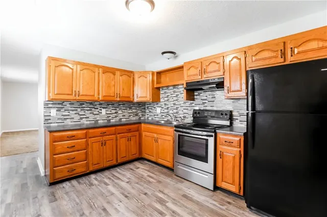 $1,365 | 1810 North Vista Street, Independence, MO 64058