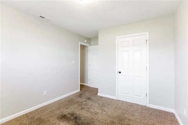 $1,365 | 1810 North Vista Street, Independence, MO 64058