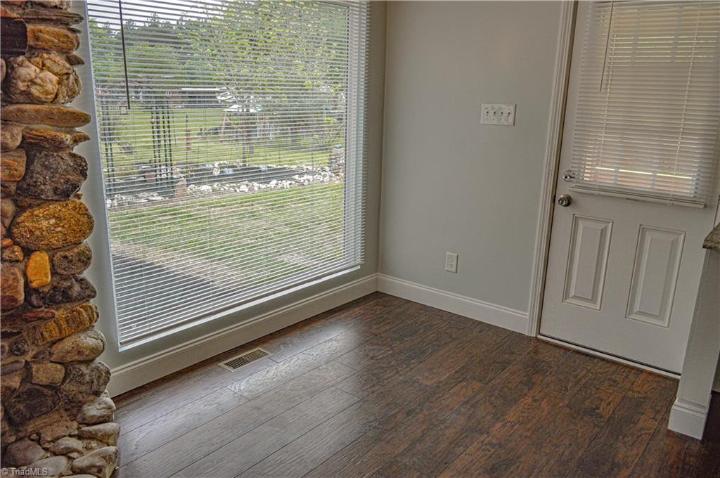 720 Lacy Hepler Road Thomasville, NC 27360 - Photo 8 of 16 Gallery Image 8
