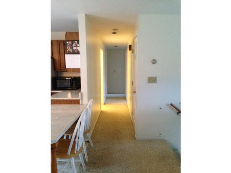 125 Blanchard Road Cumberland, ME 04021 - Photo 11 of 32 Hallway.