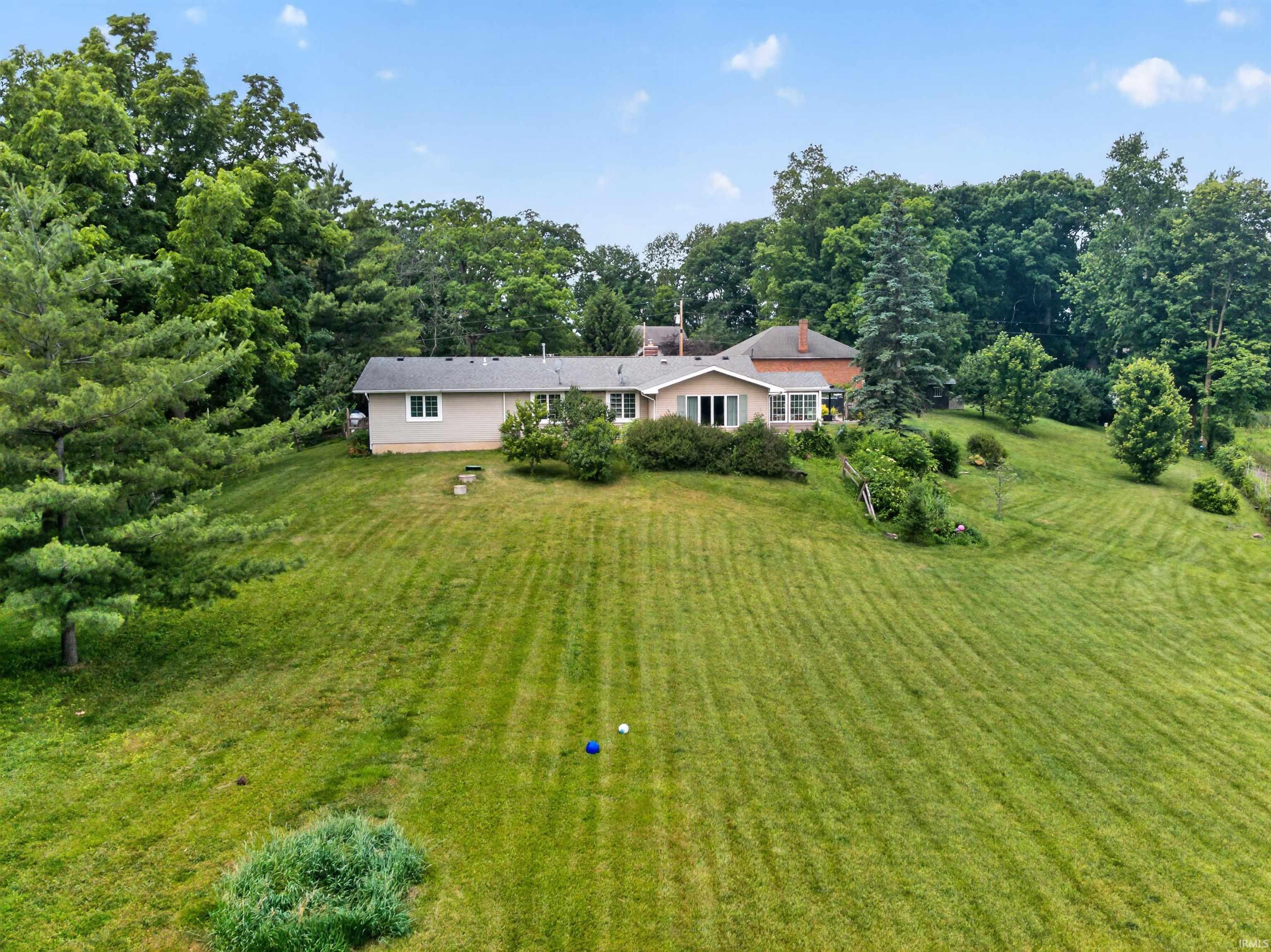 17902 Wappes Road Churubusco, IN 46723 - Photo 8 of 48